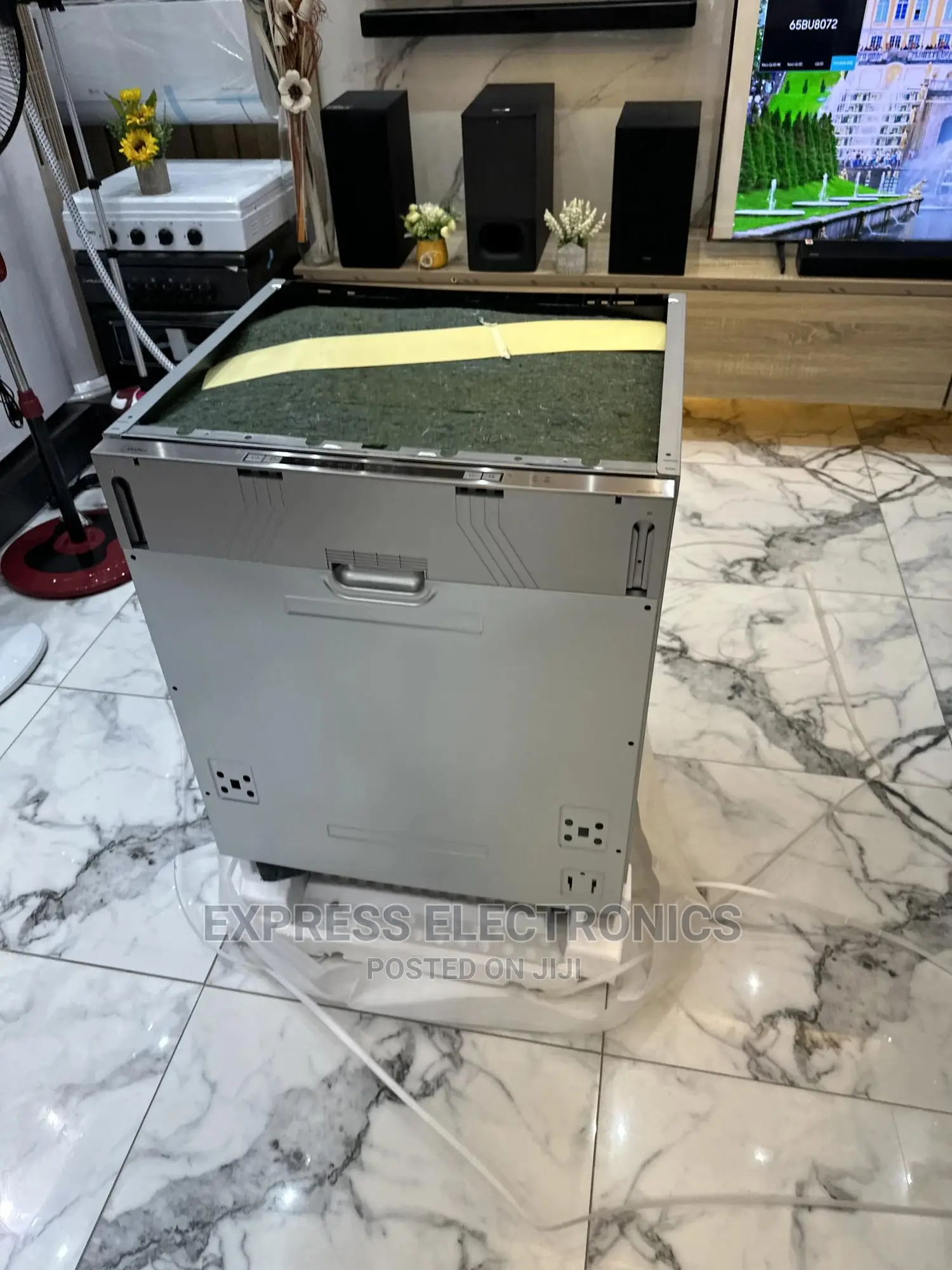 Exclusive Design Midea Dishwasher WQP12-7713E 12plate