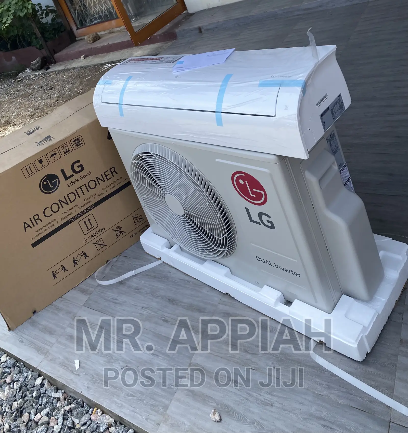 Sealed in Box  LG S4-Q12ja3a3 1.5hp Dual Inverter Ac(White)