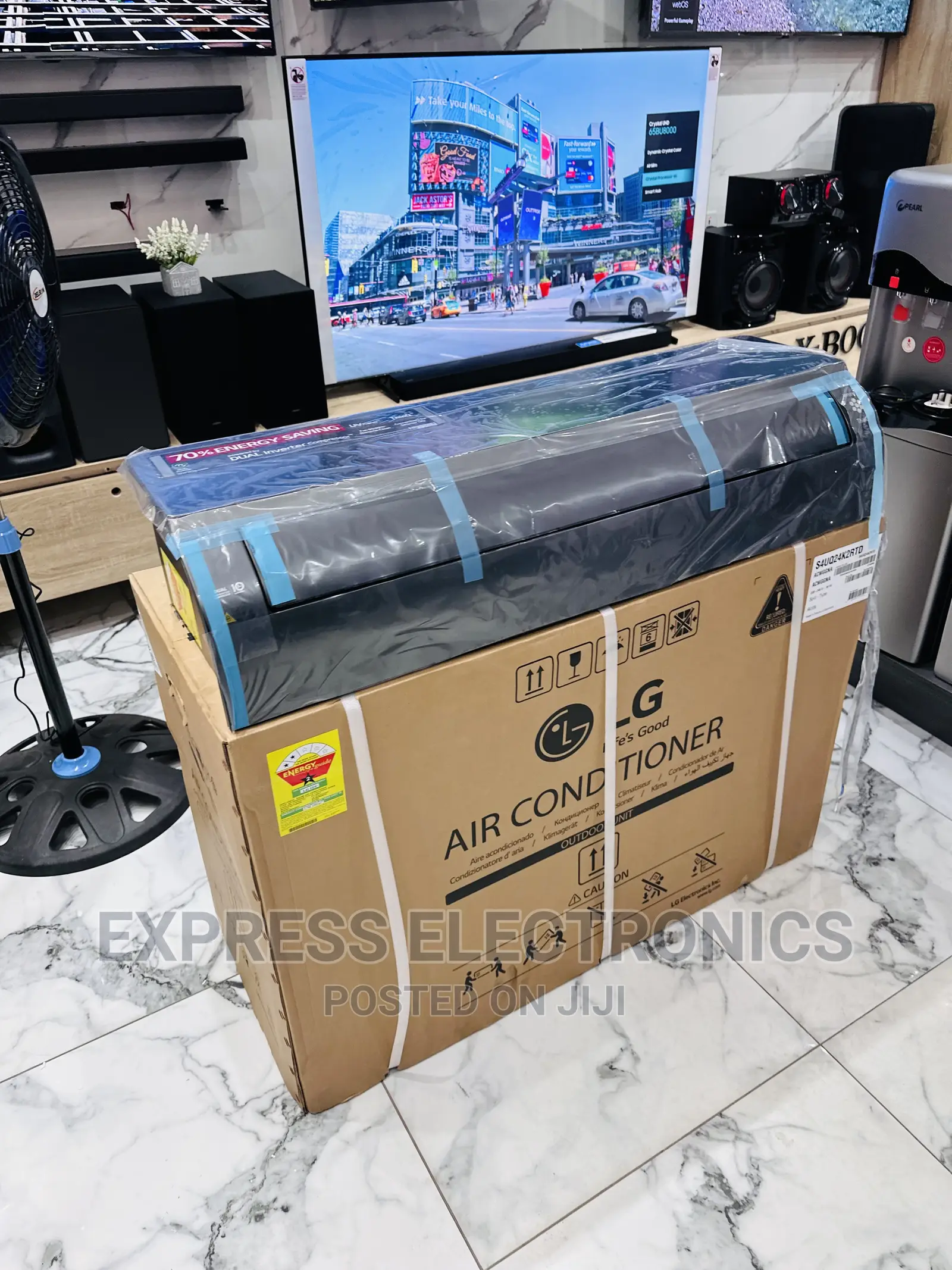Budget Friendly Dual Inverter Artcool 2.5hp LG