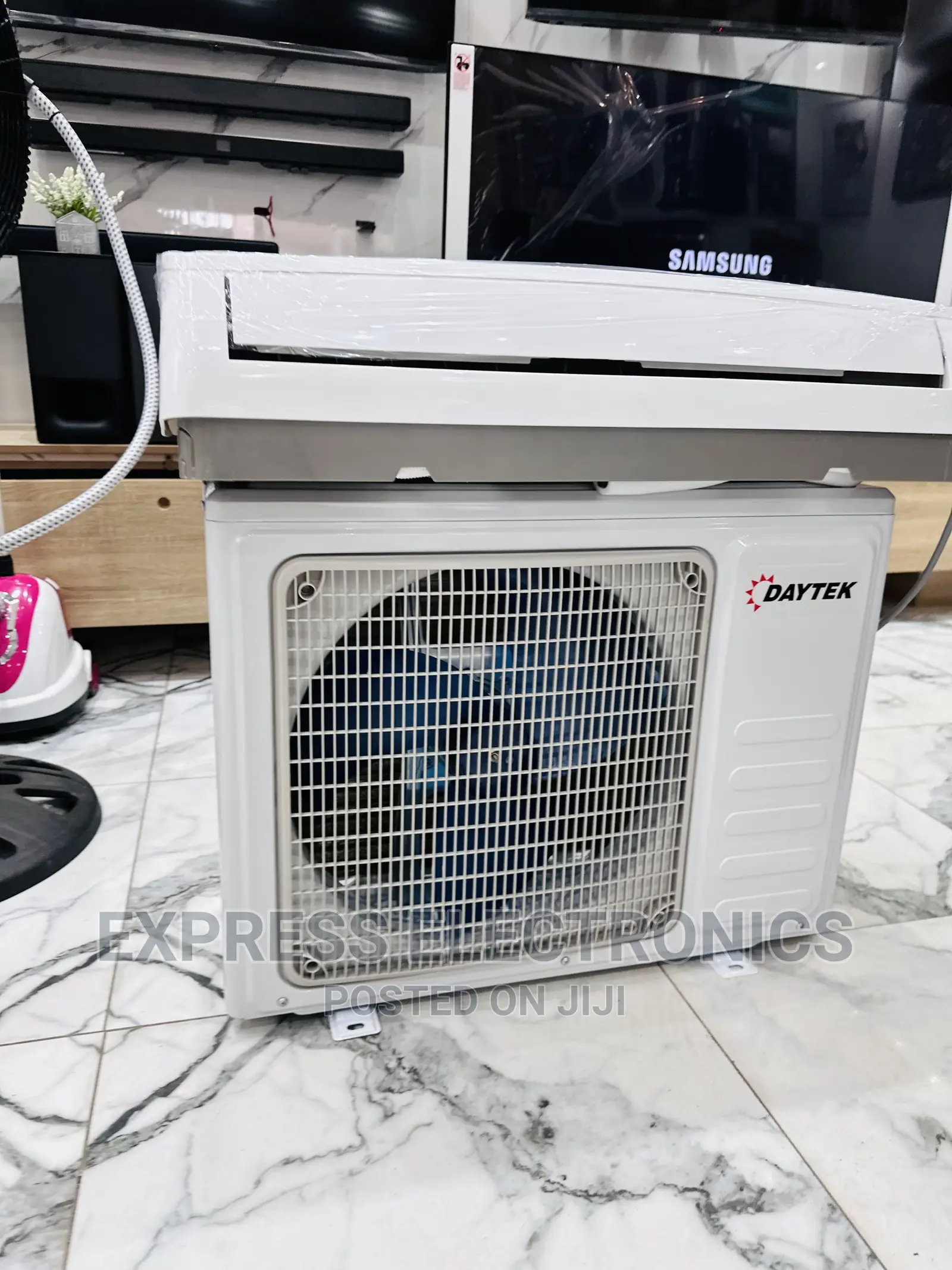 Get Discount on Daytek 1.5hp Split R410 Gas White