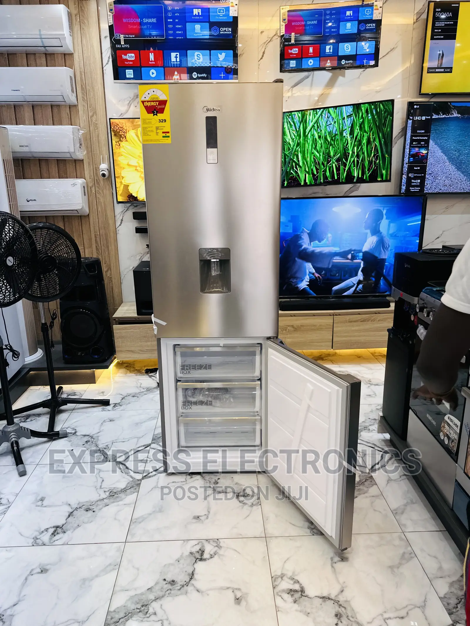 Auto Defrosting Sleek Grey Midea Double Door Fridge 409L