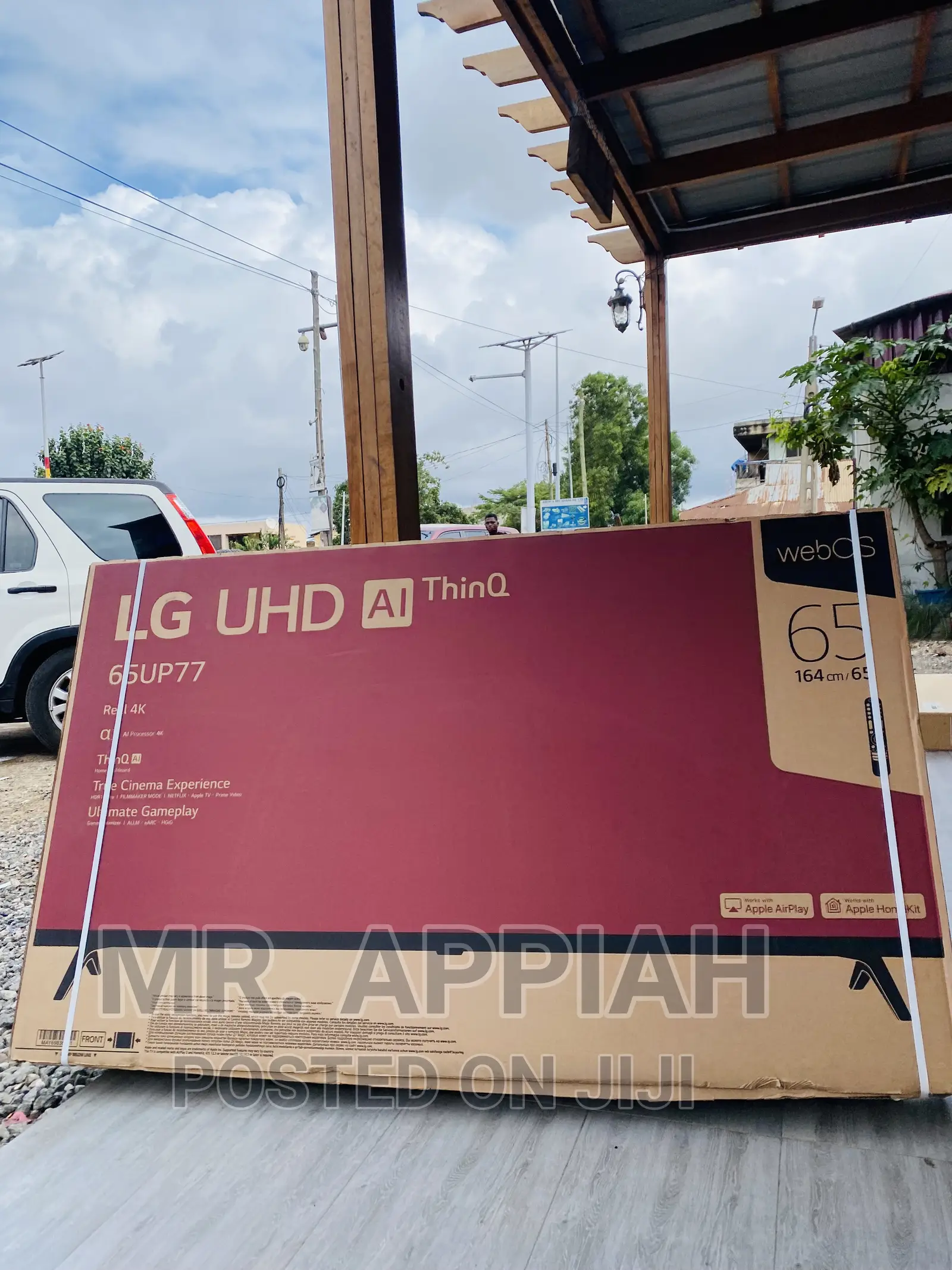 Latest and Affordable LG 65 Inch Uhd HDR Smart Tv(Black) 