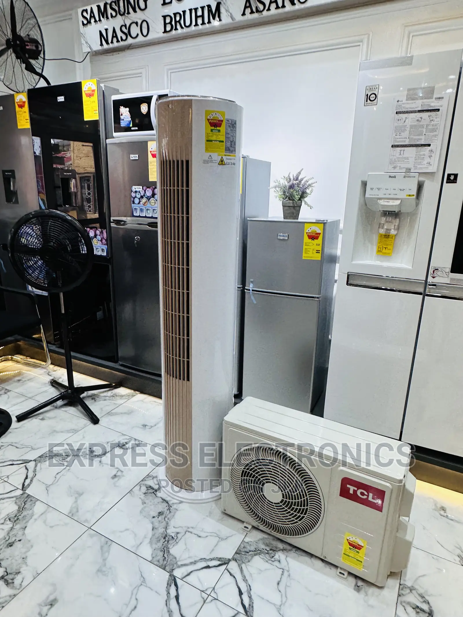 Timer  on and Off Function TCL 2.0hp Split Floor Standing
