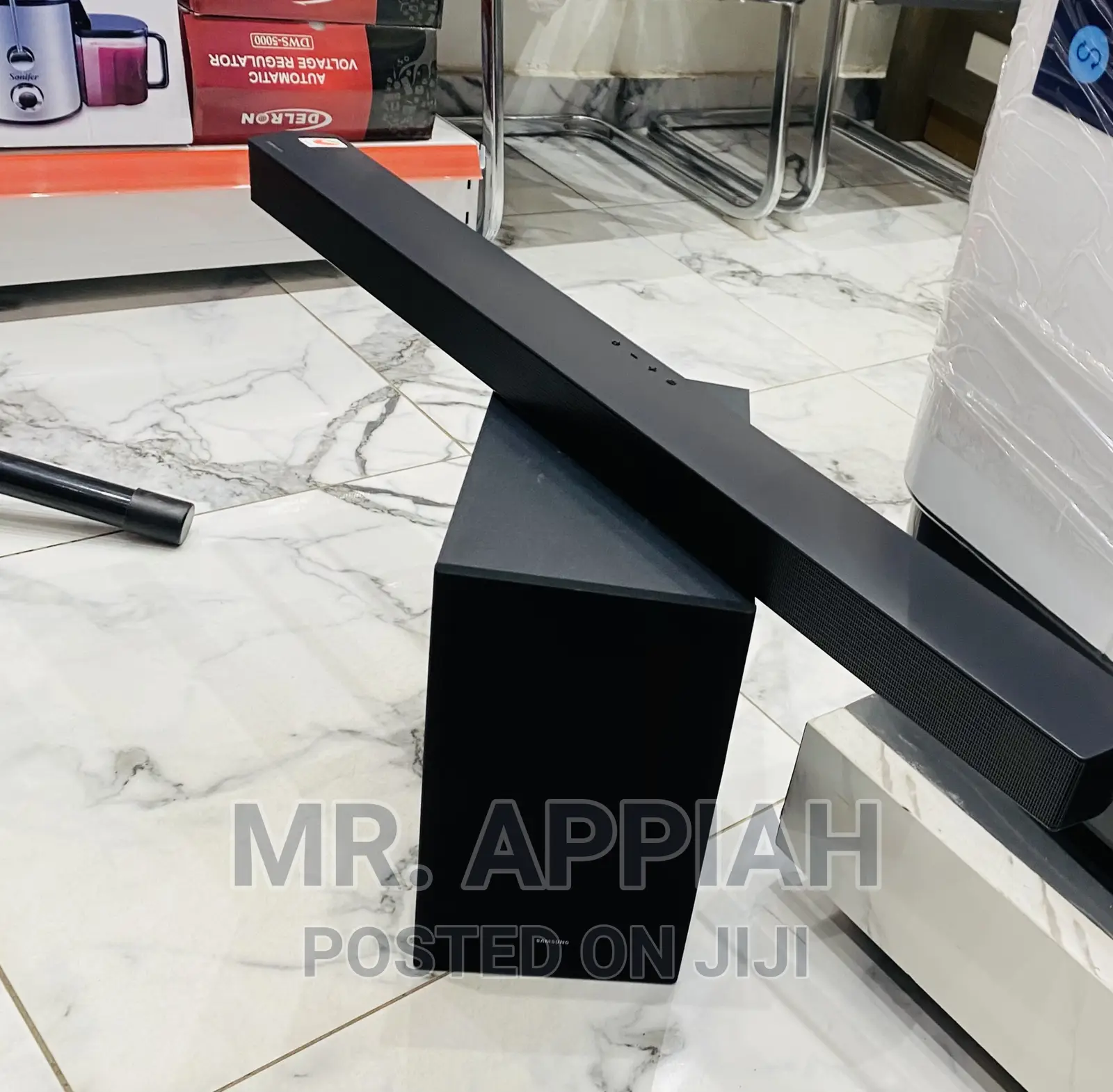 New Samsung HW-Q700A Sound Bar System(Black) 