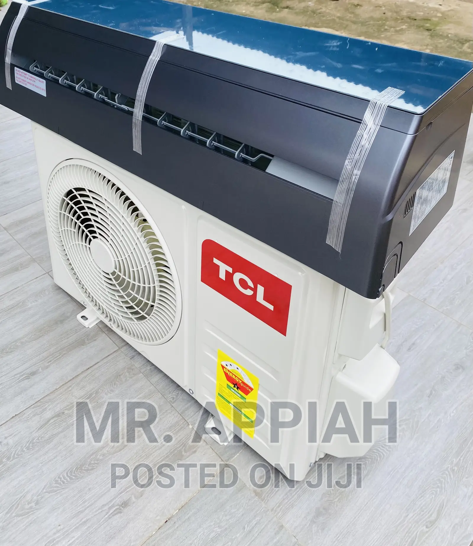 Newly in Stock TCL 1.5HP R410 Inverter Mirror Ac(Black).