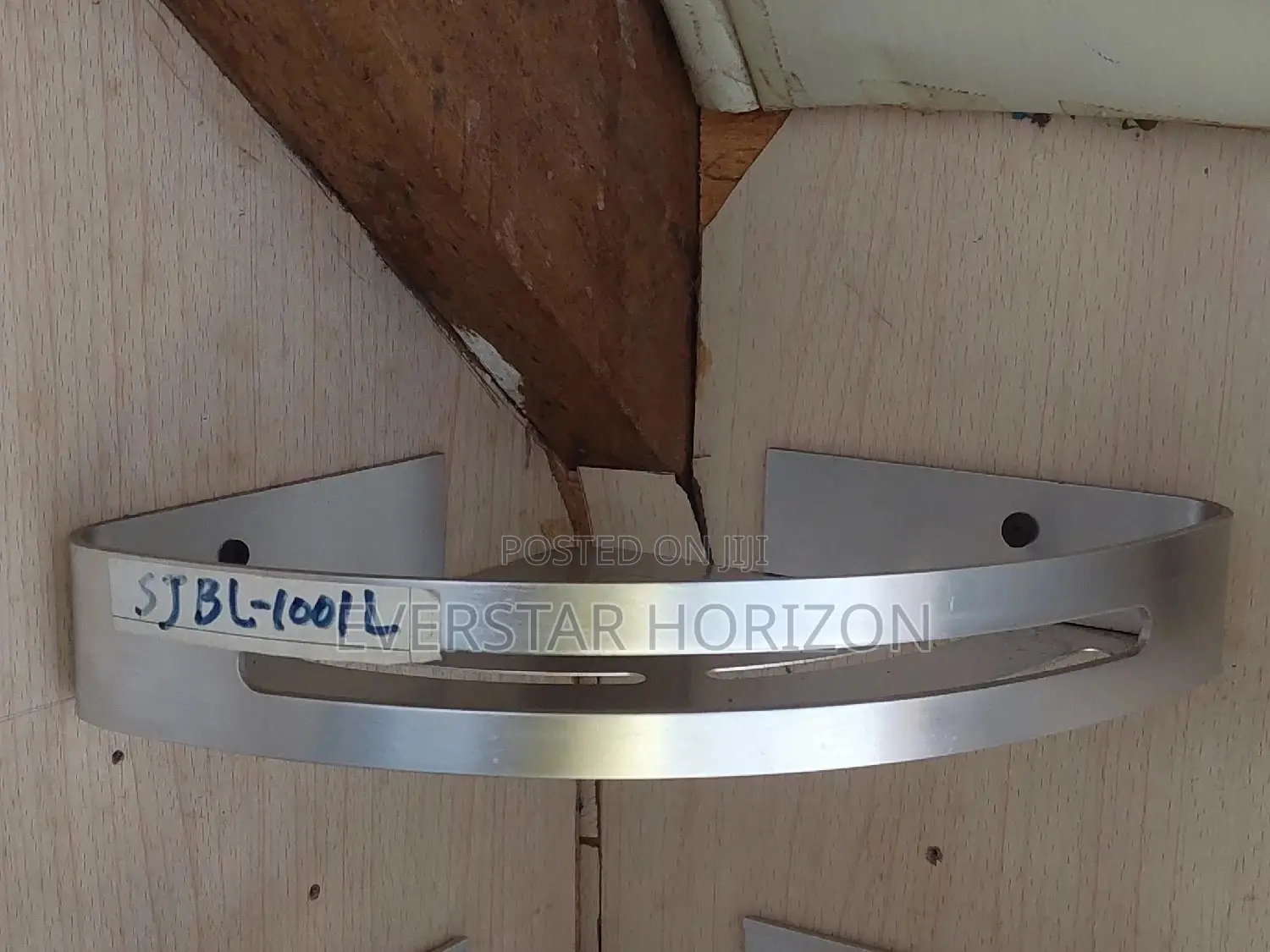 Wall Mounted Single Straight Coner Shelfs