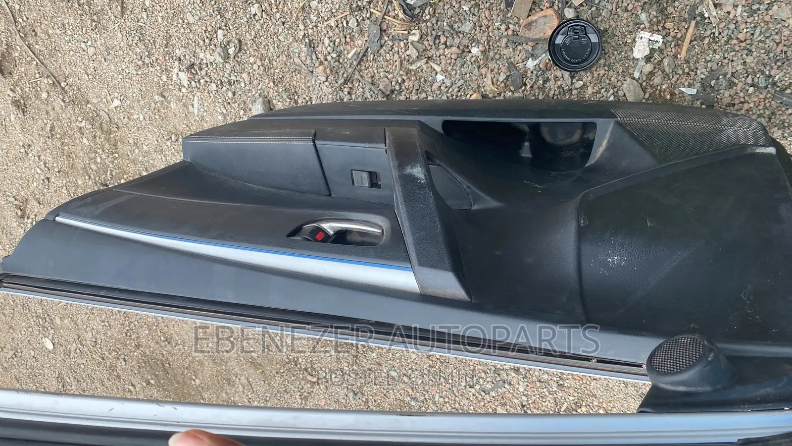 Toyota Corolla 2017 - 2018 Door