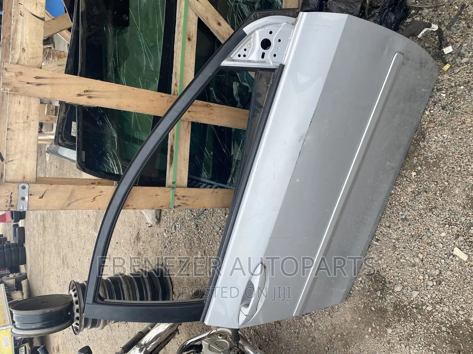 Toyota Corolla 2017 - 2018 Door
