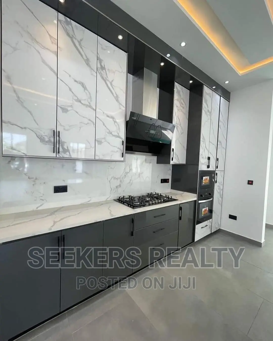 5bdrm House in Seekers Realty, Accra Metropolitan for sale