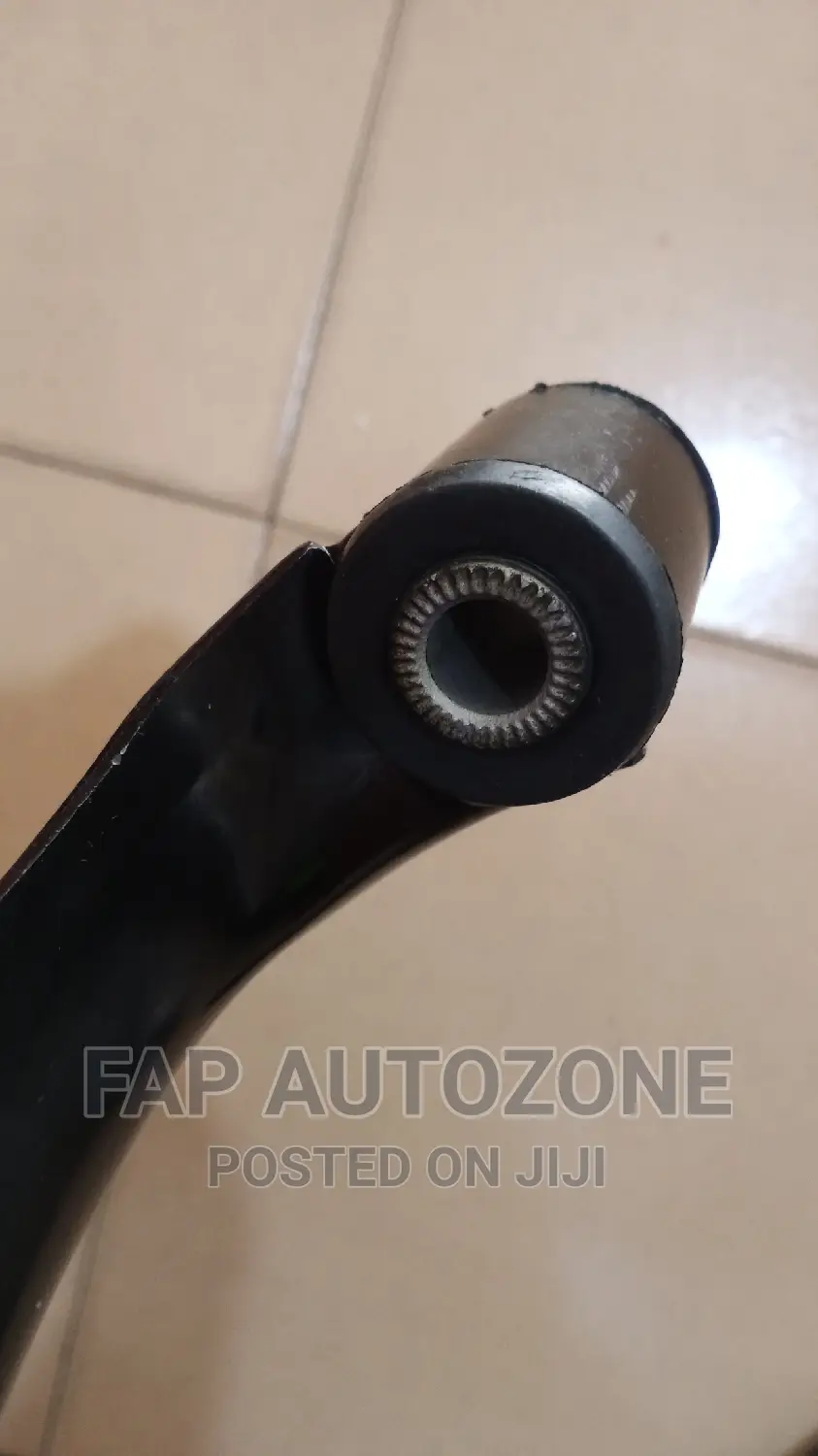 01262. Original Ford Fiesta Control Arm From USA. Sk522761/62
