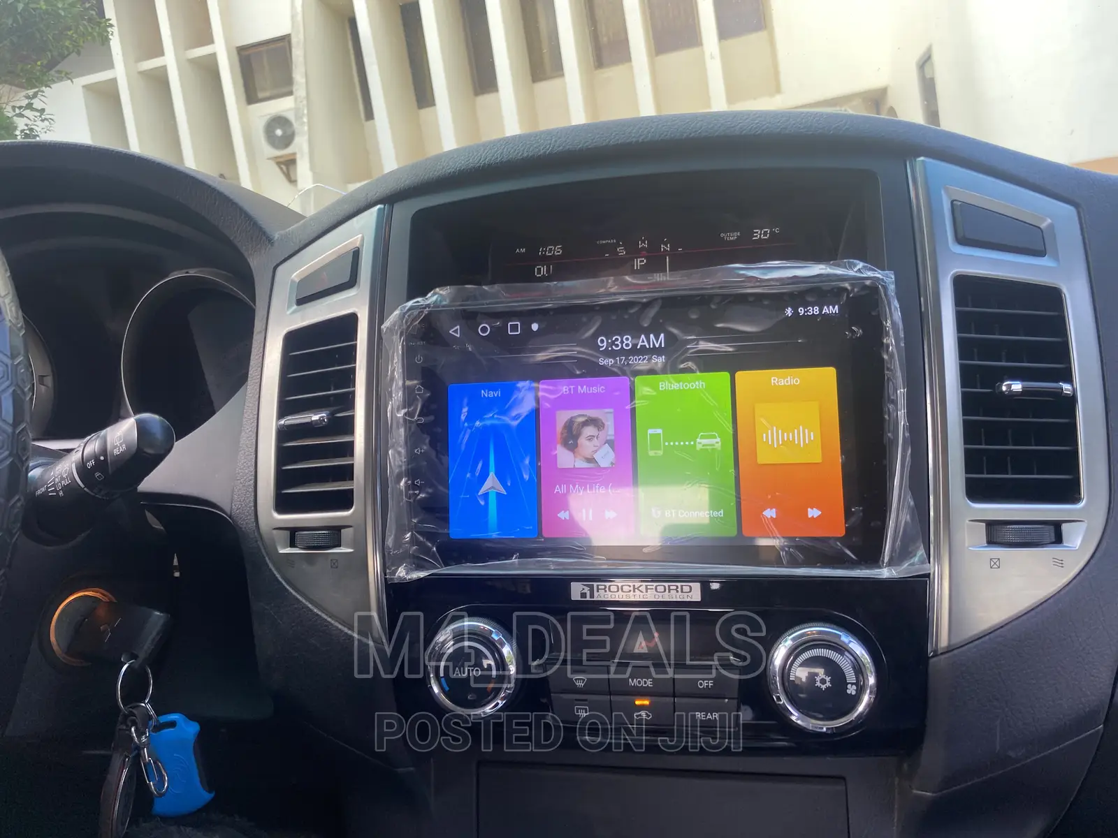 Mitsubishi Pajero 2014 Original Android Stereo System
