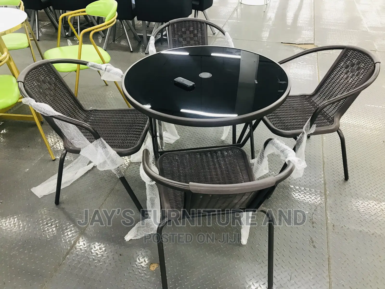 Outdoor Table 912