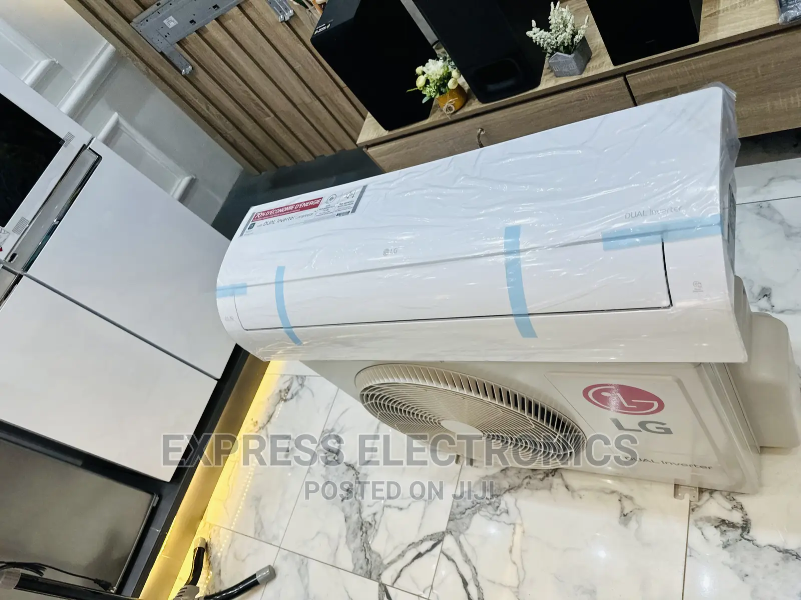Windy Air Supply Lg DUALCOOL Invertor (White) S4-Q18kl3qe.