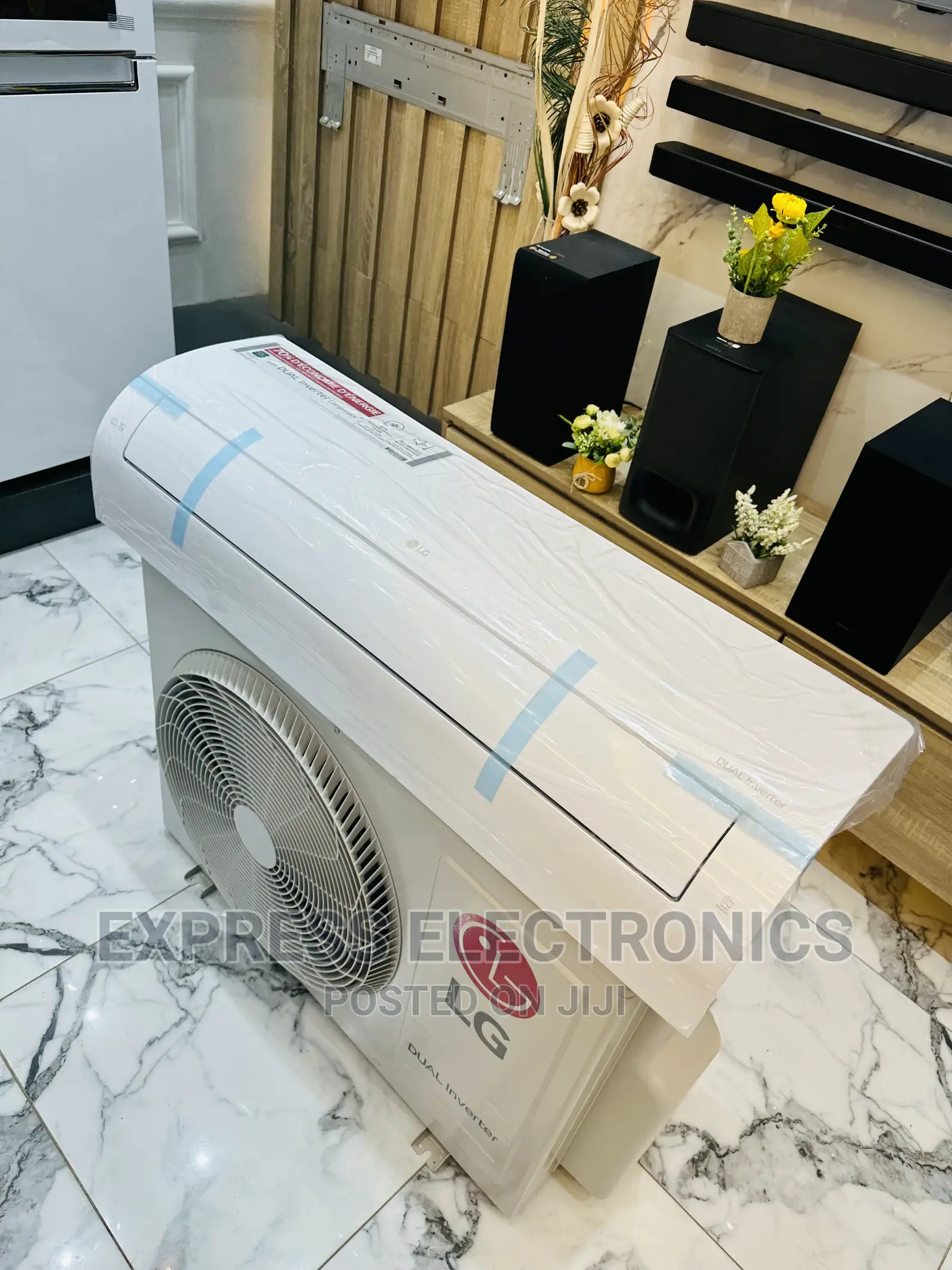 Wall Mountable Indoor Unit LG AC White R410 Gas S4-C12tzcaa—