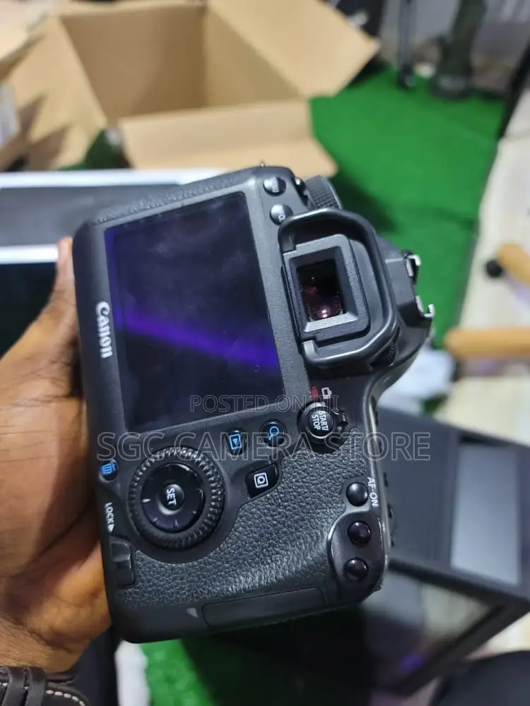 Canon Eos 6d (Home Used) Mint Condition
