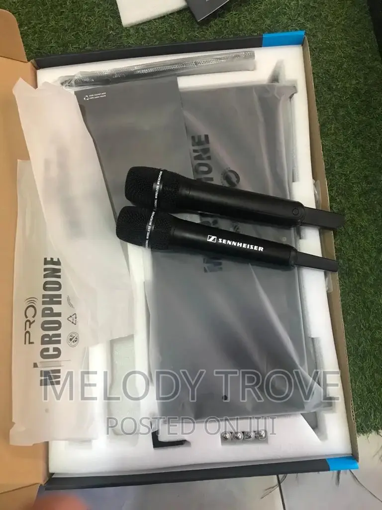 SKM 9000 Wireless Microphone UHF - (Black)