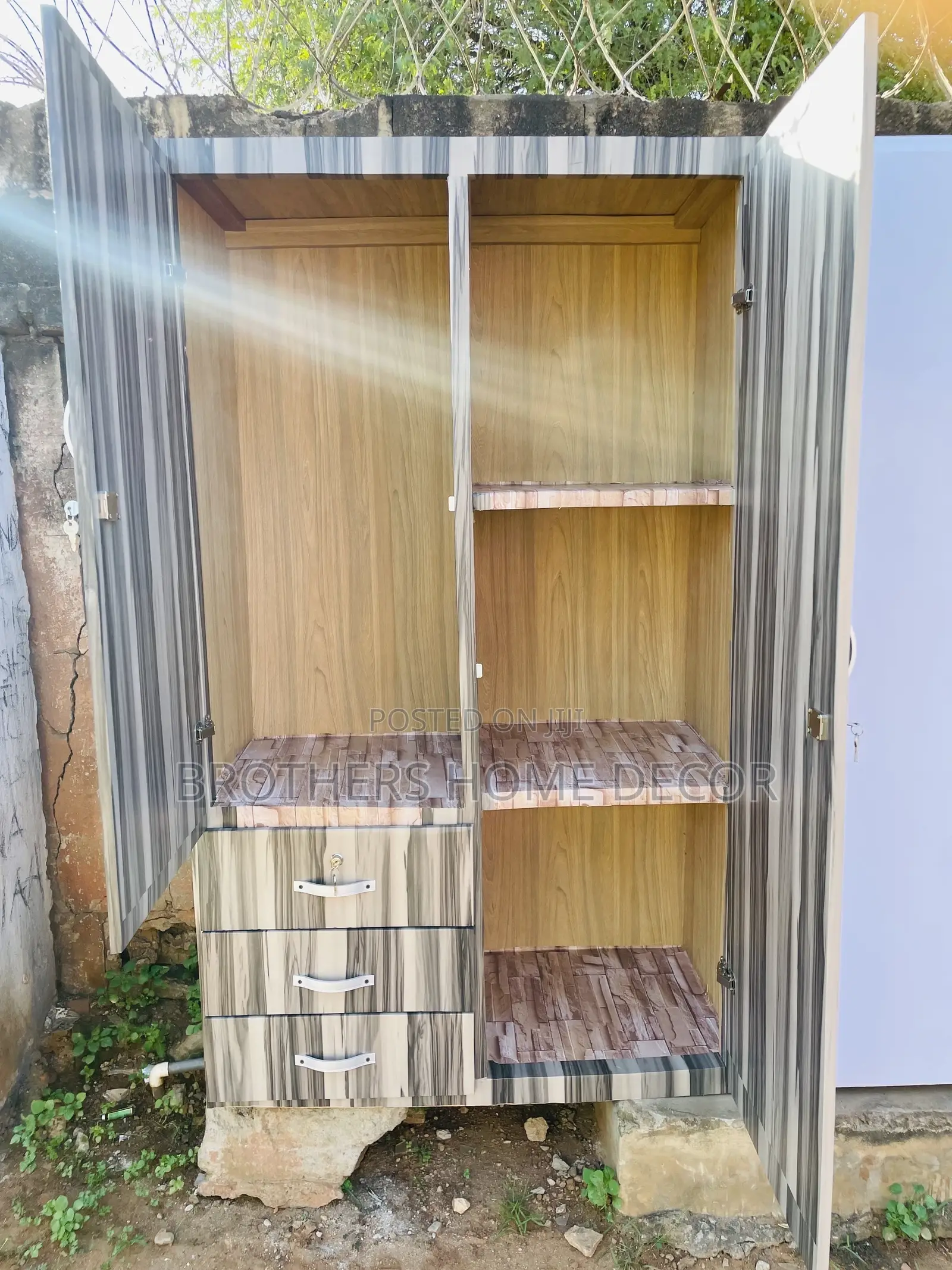 Two Doors Wardrobe Very Strong and Neat