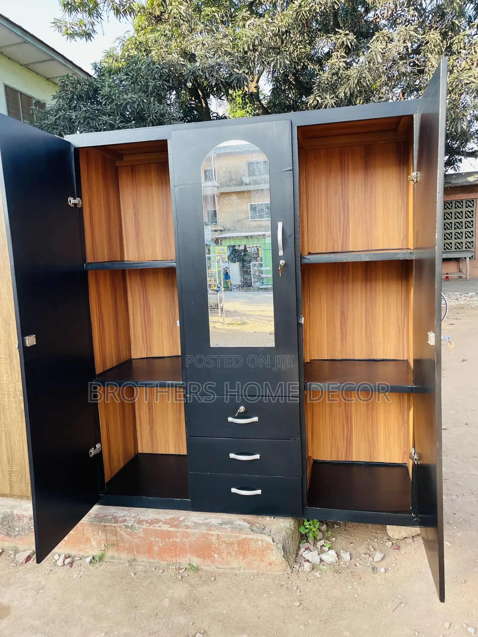 Newly Made 3 in 1doors Wardrobe,