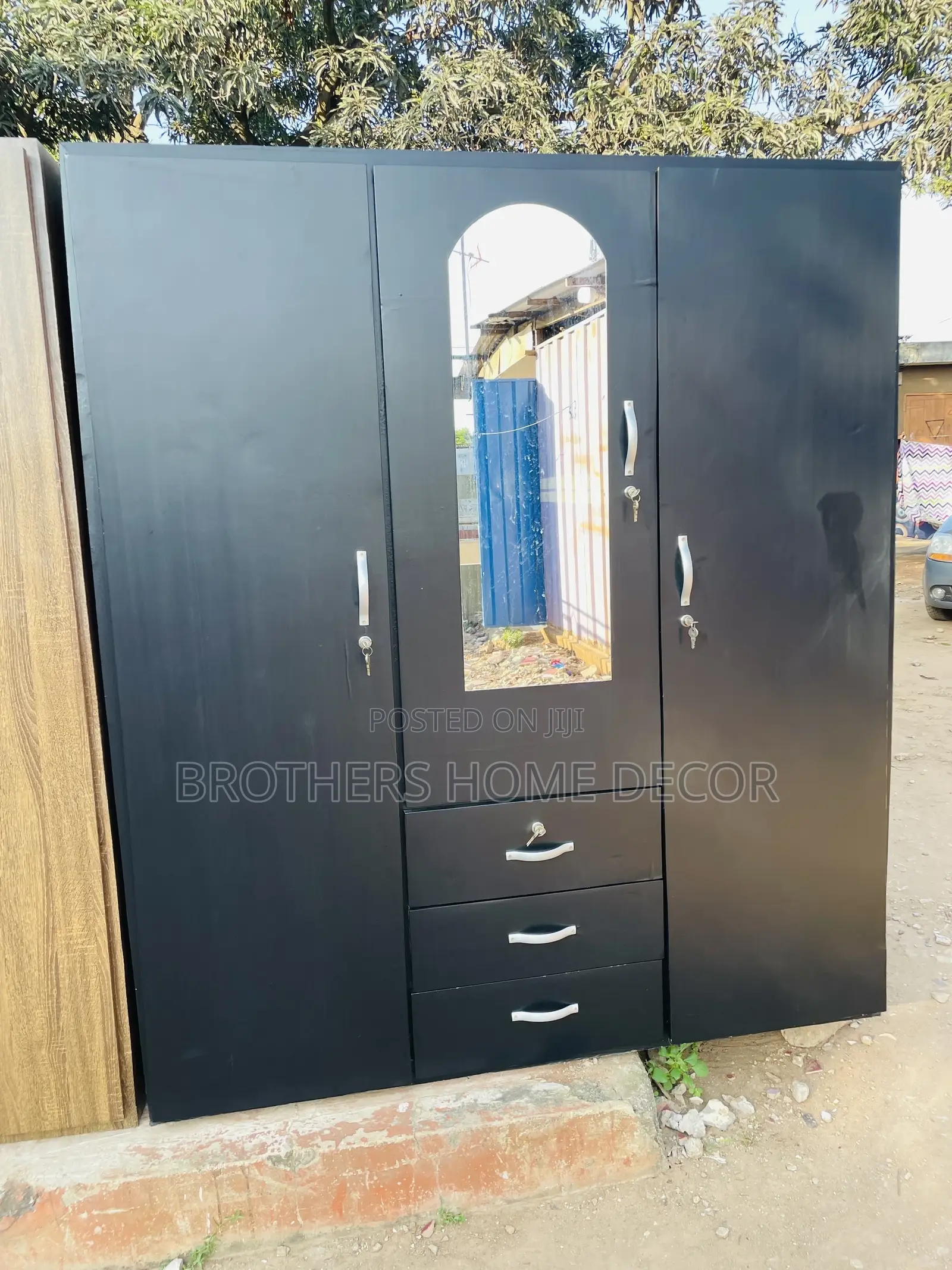 Newly Made 3 in 1doors Wardrobe,