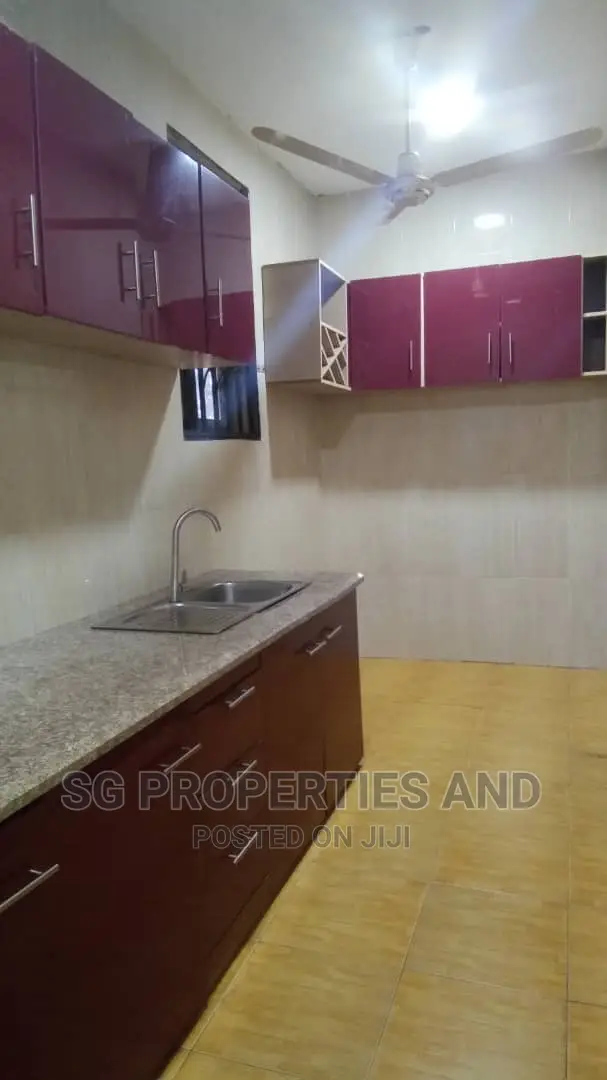 4bdrm House in Batsonaa, Spintex for rent