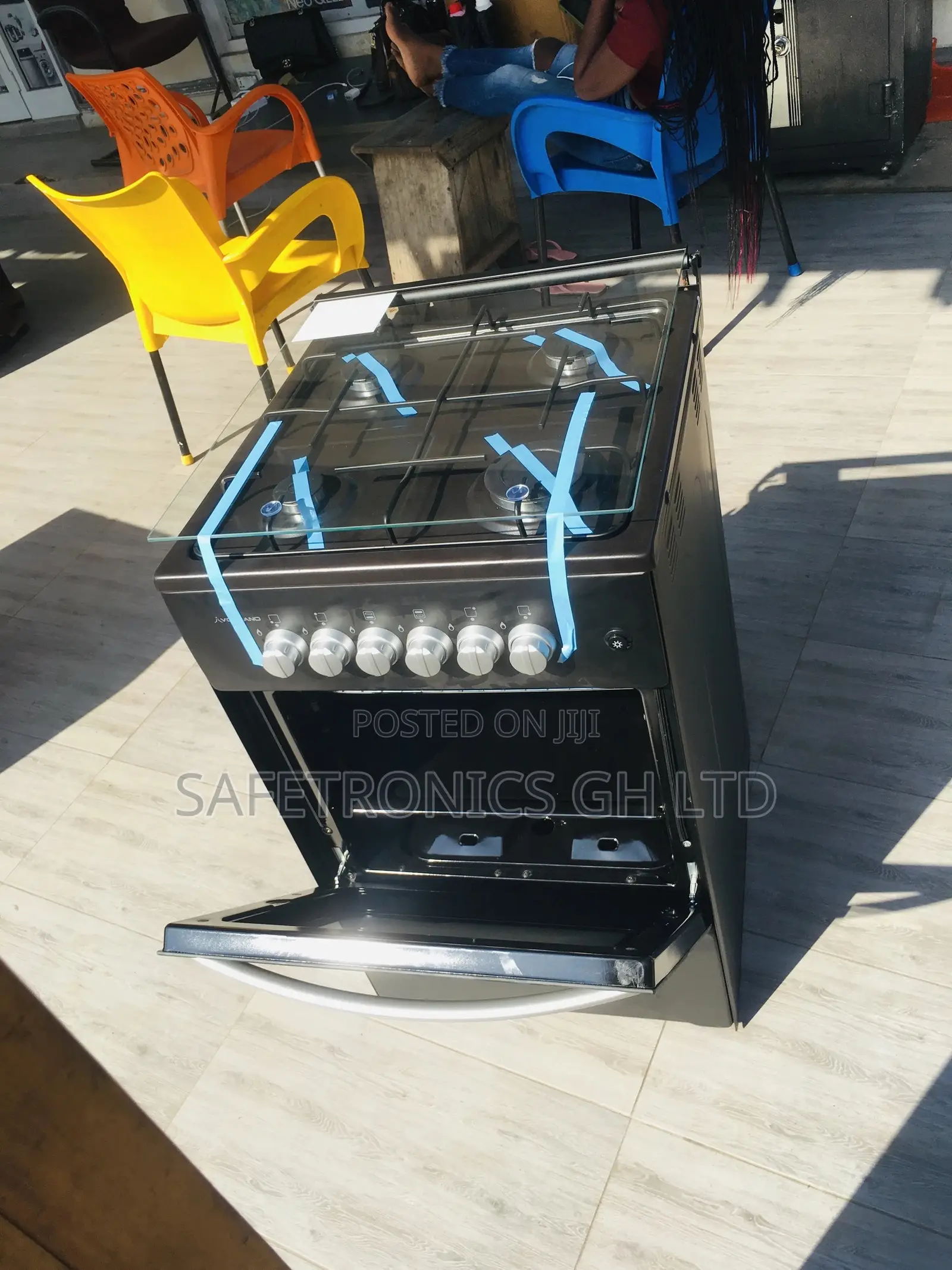 50x50 Oven With Grill Volcano 4 Gas Burner Black Cooker