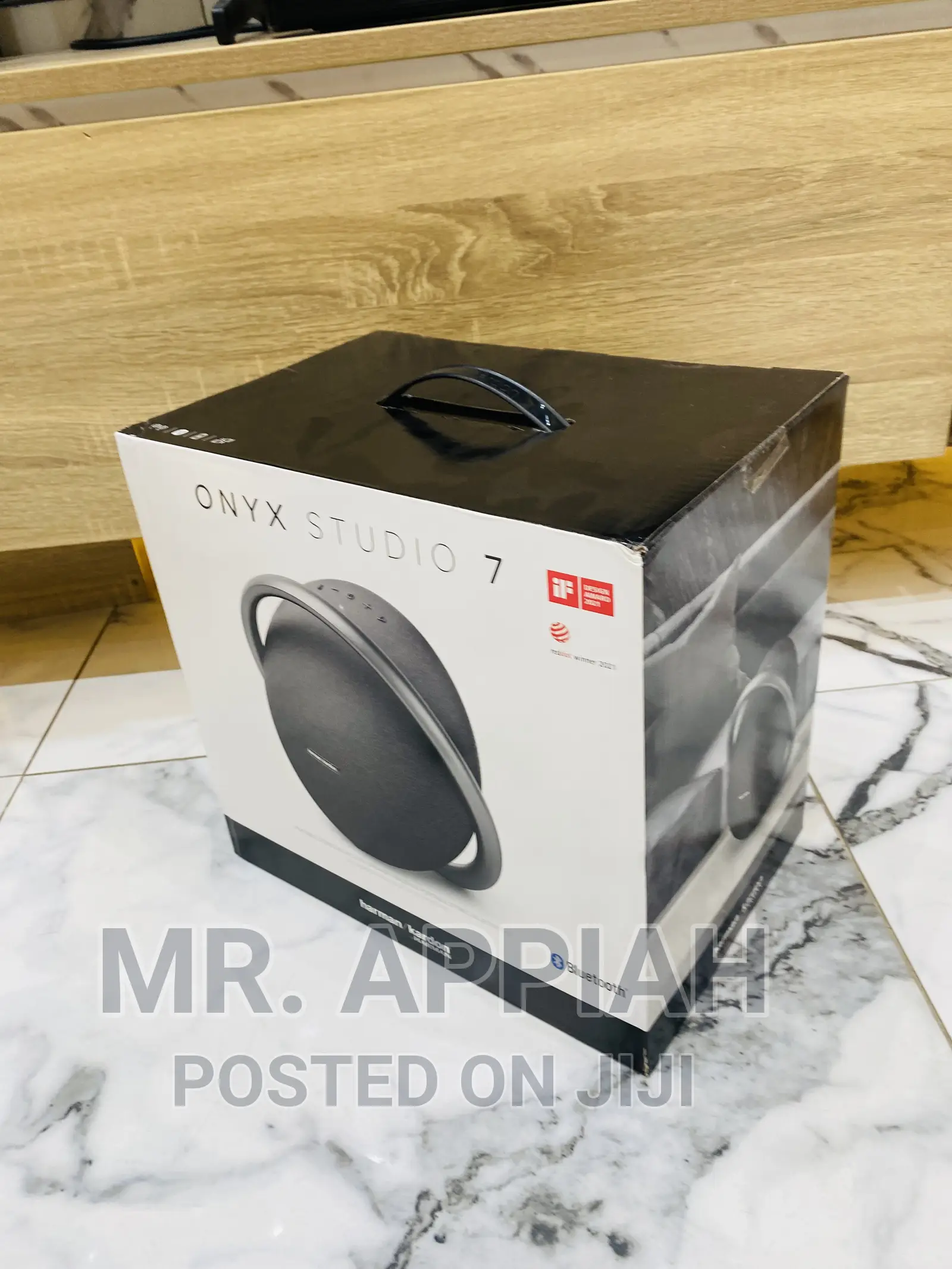 Onyx Studio 7 Harman Kardon Bluetooth Speaker(Black) 