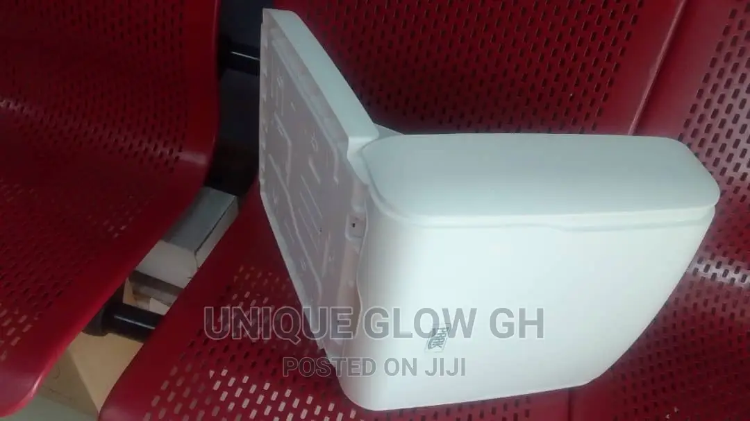 Tissue Dispensers ( Prak )