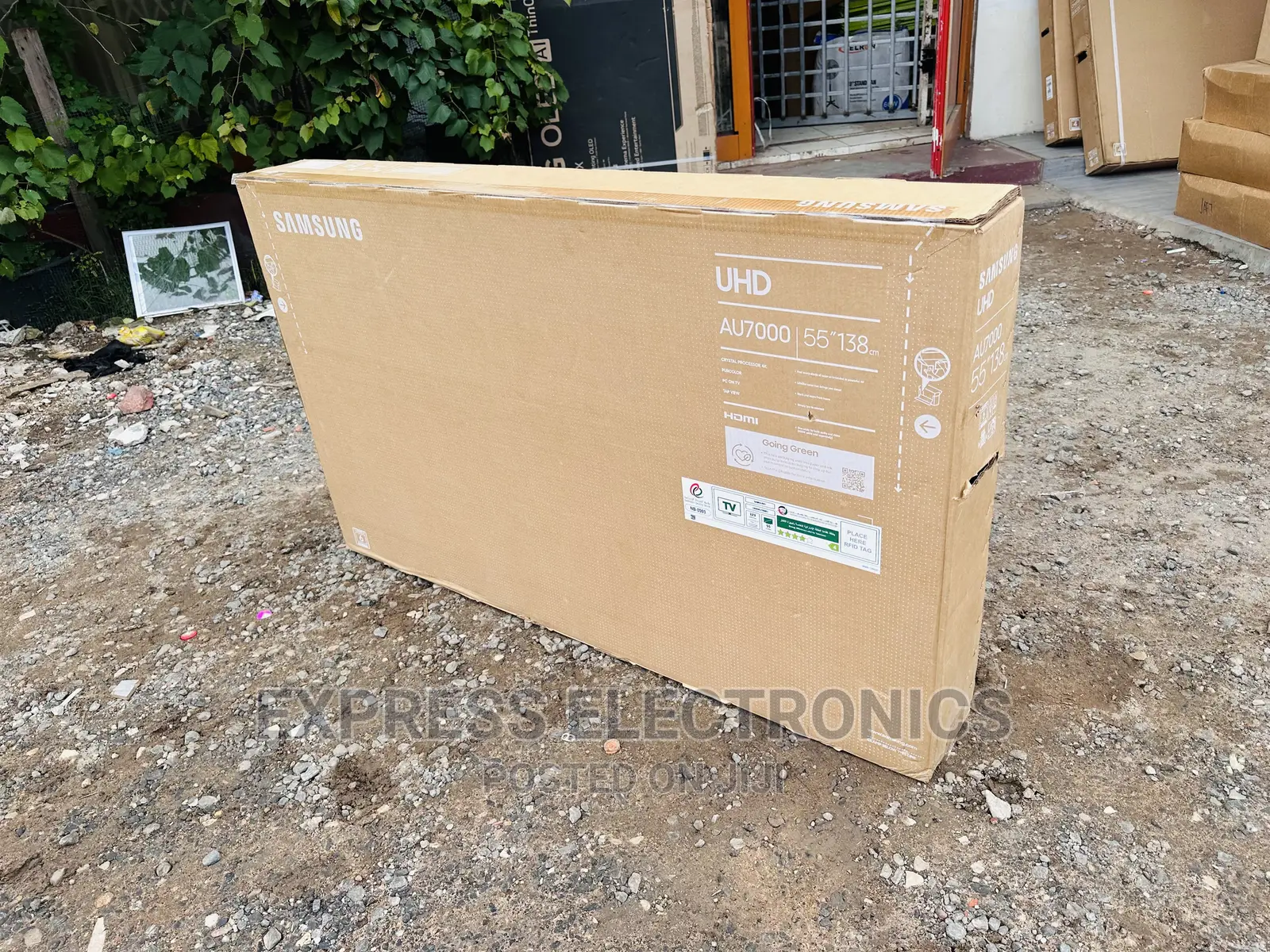 Samsung Superior Sleek Samsung UHD Smart 55”Au7000