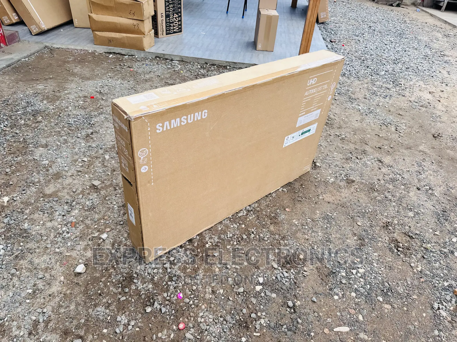 Bu8000 2022 Model Samsung UHD Smart 55” a Warranty on It