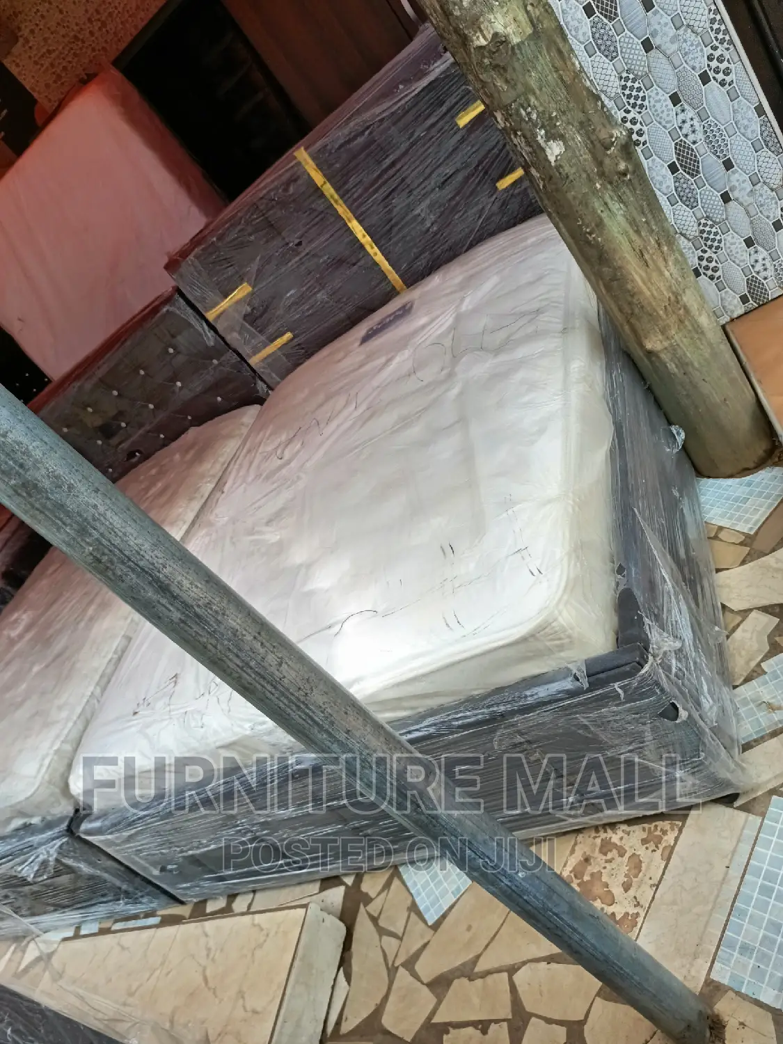 Solid Queen Bed With Orthopedic Mattress. Freee Delivy