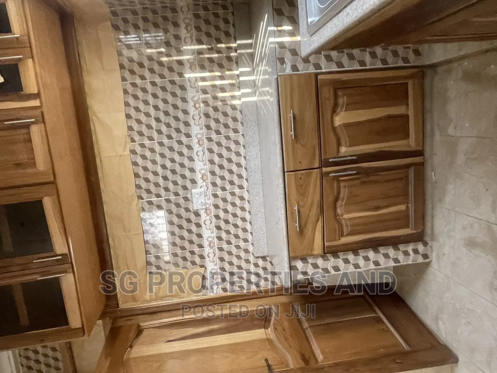 2bdrm Apartment in Sakumono, Spintex for rent