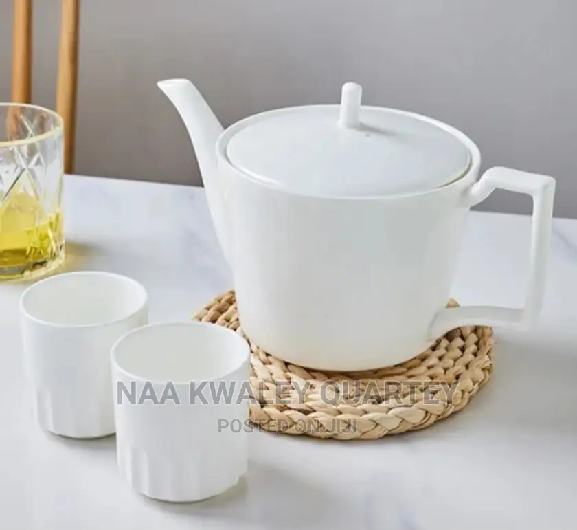 White Ceramic Tea Pot