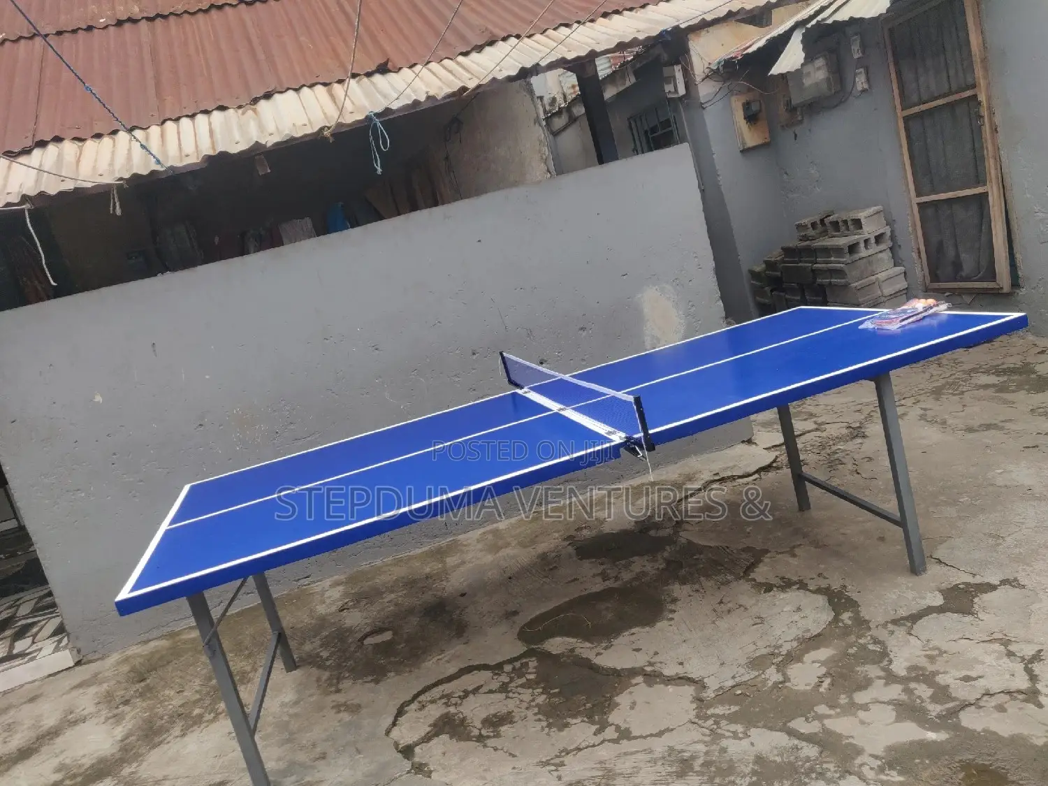 Table Tennis Board With Metal Stand
