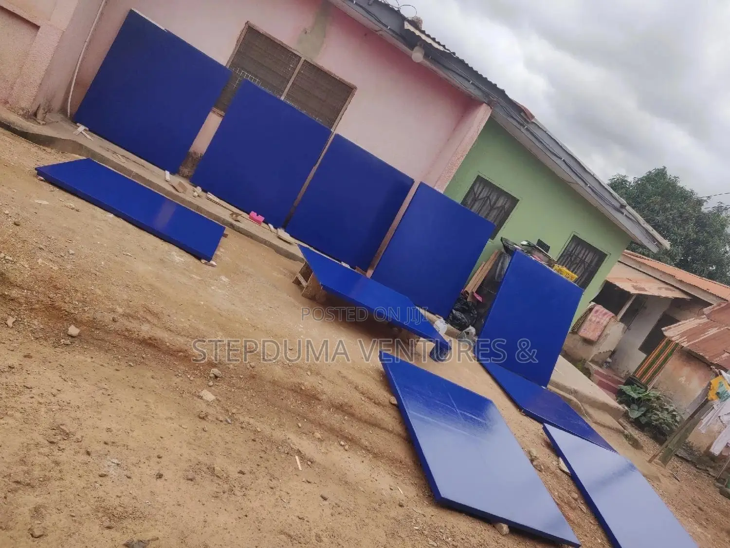 Table Tennis Board With Metal Stand