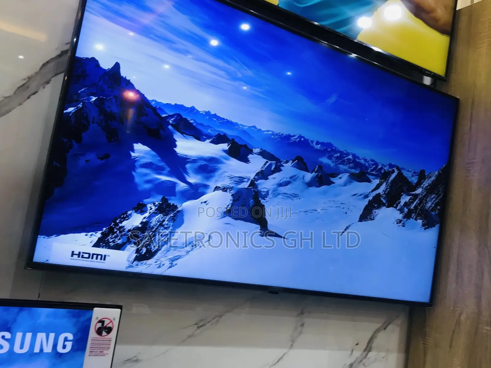 Display Samsung Uhd Crystal 55 Inches Glossy Bu80 Led Tv
