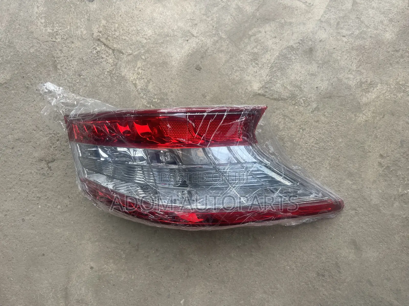 Nissan Sentra Taillight 2013 2014 2015 2016