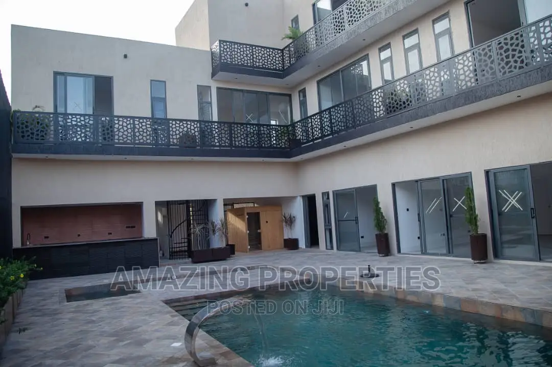 5bdrm House in Labone for sale