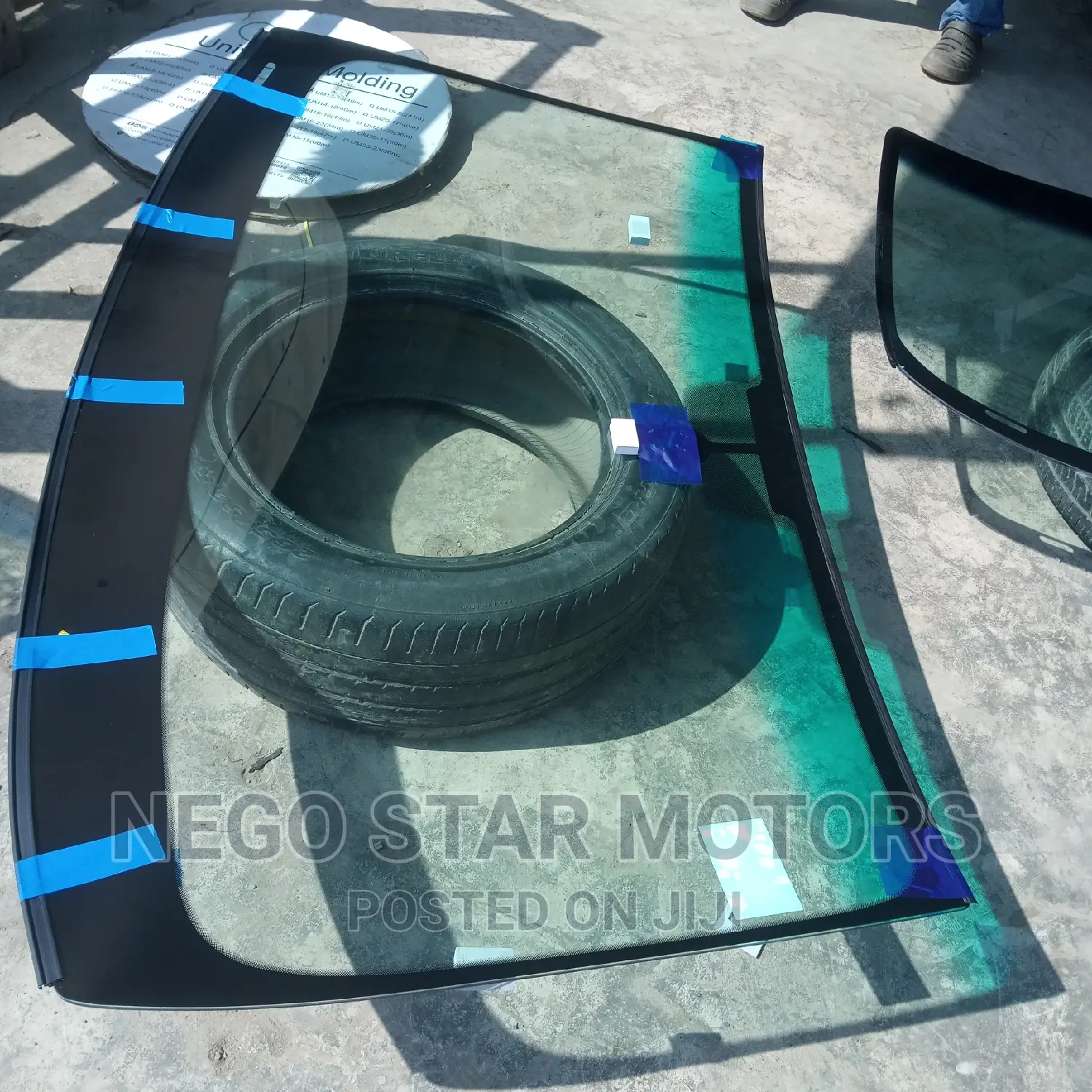 Vw Touareg 2011 Front Windscreen