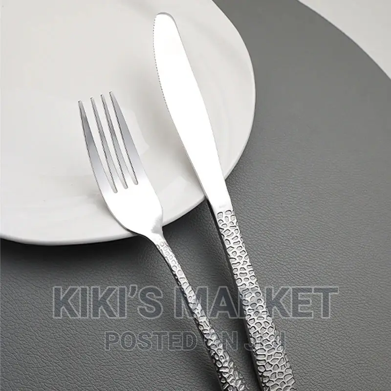 24pcs Stainless Steel Cutlery Set