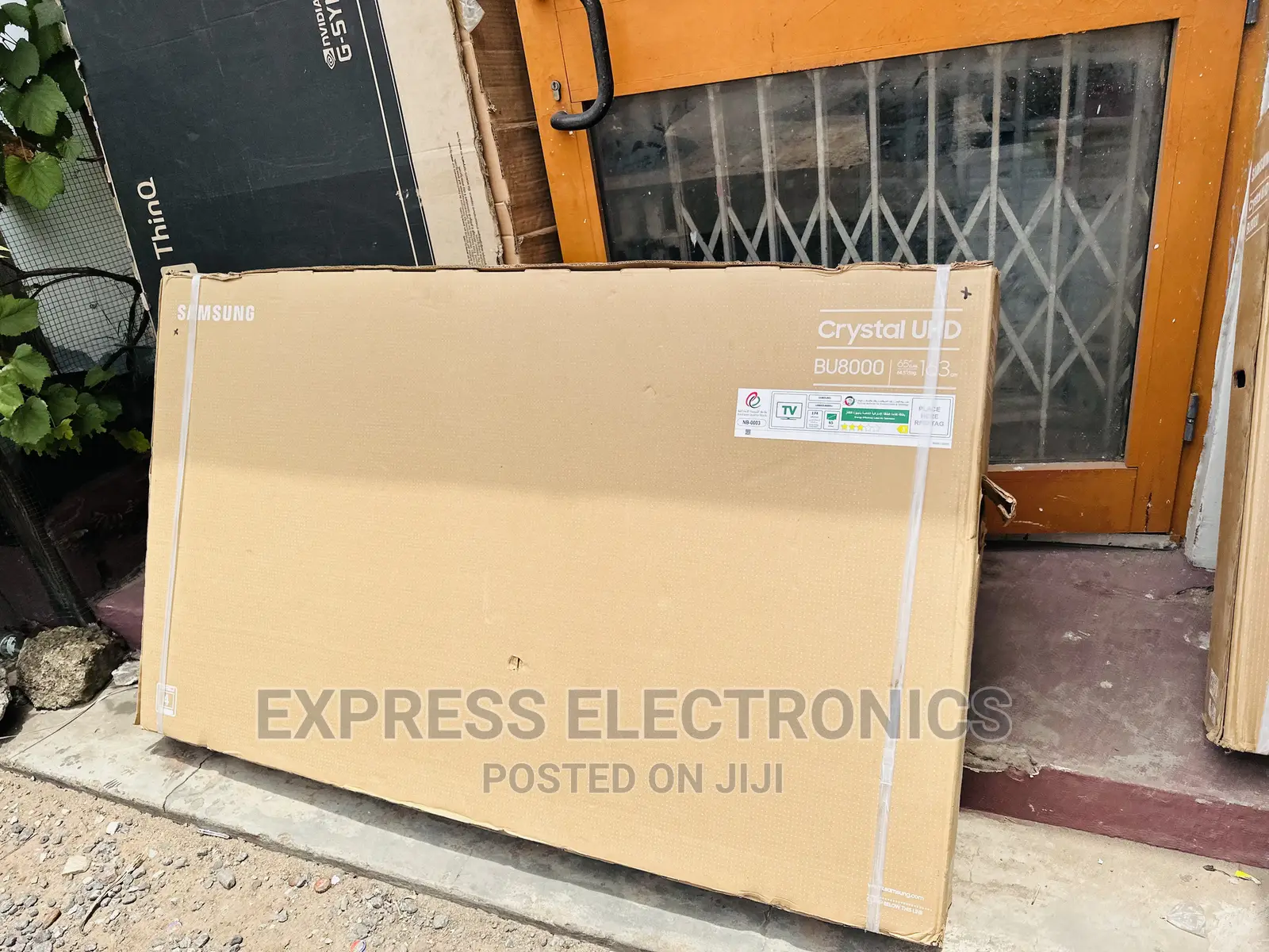 Naturally Crispy and Vivid Pictures UHD Smart 65”Bu8000