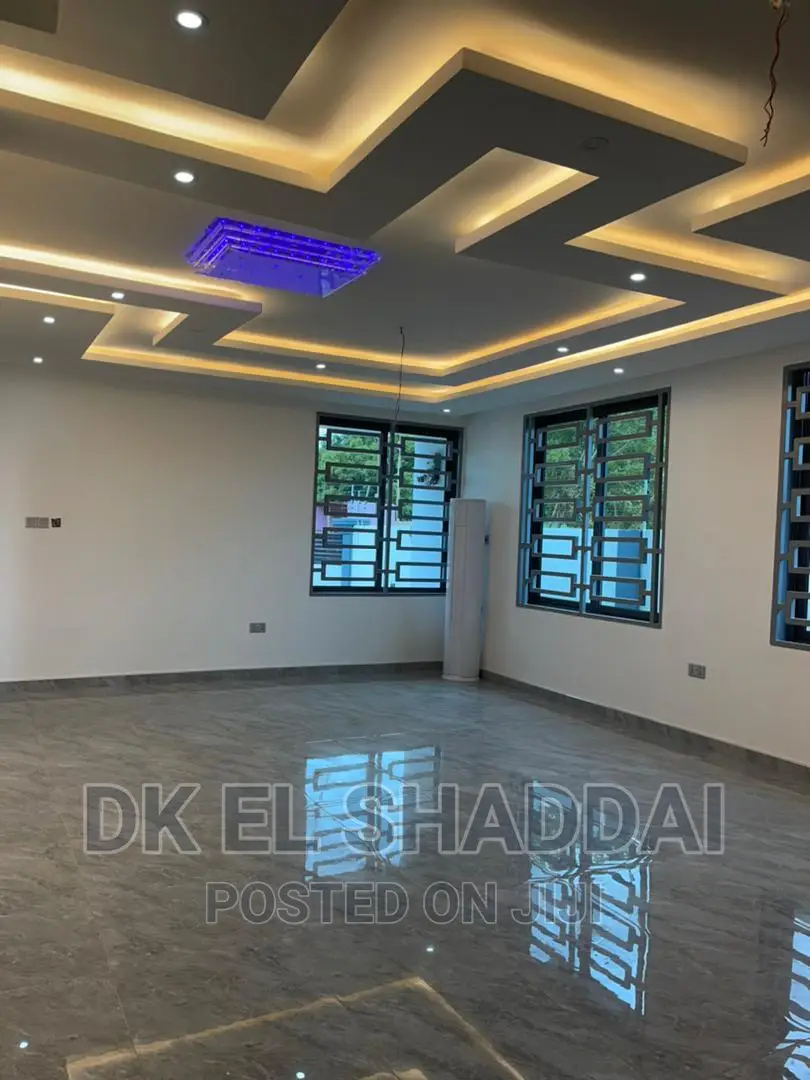 4bdrm House in East Legon for sale