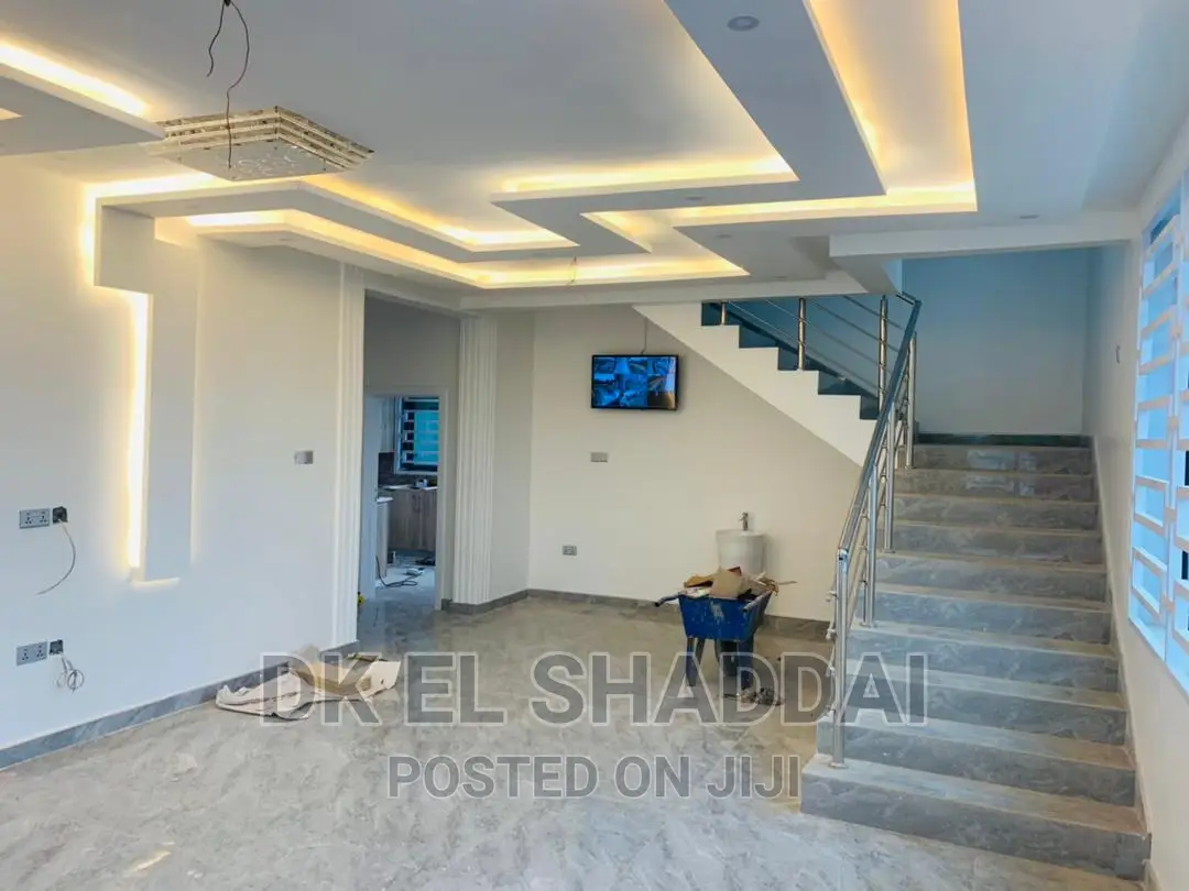 4bdrm House in East Legon for sale