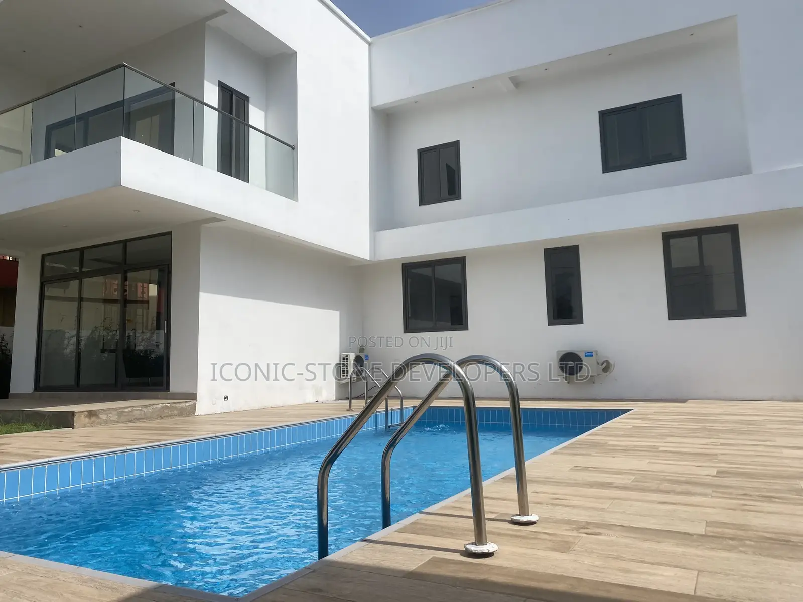 4bdrm Mansion in American House, East Legon for sale