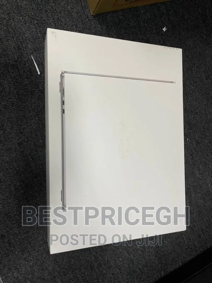 New Laptop Apple MacBook Air 8GB Apple M2 SSD 256GB