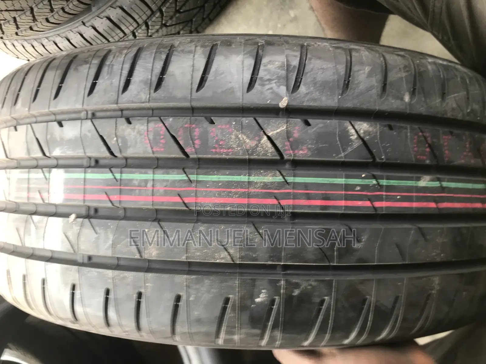 235/40r19 Brigdestone