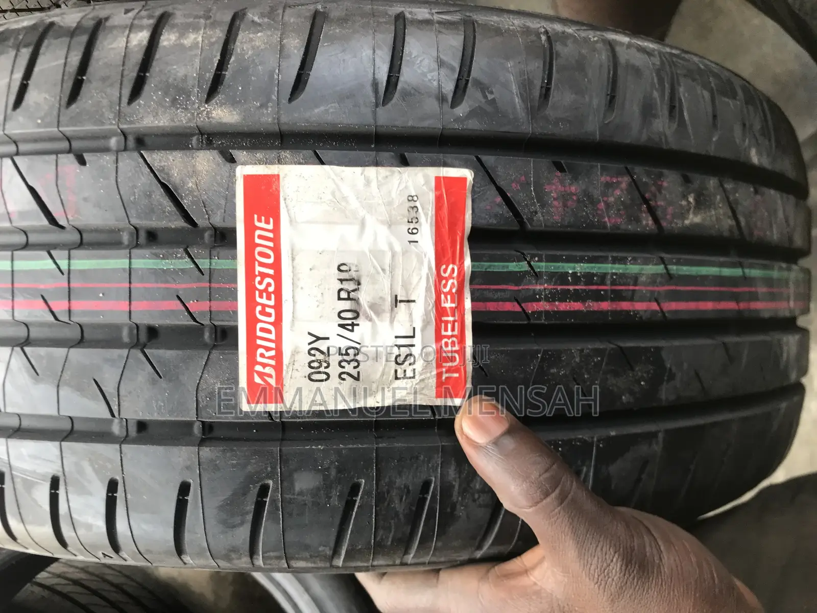 235/40r19 Brigdestone