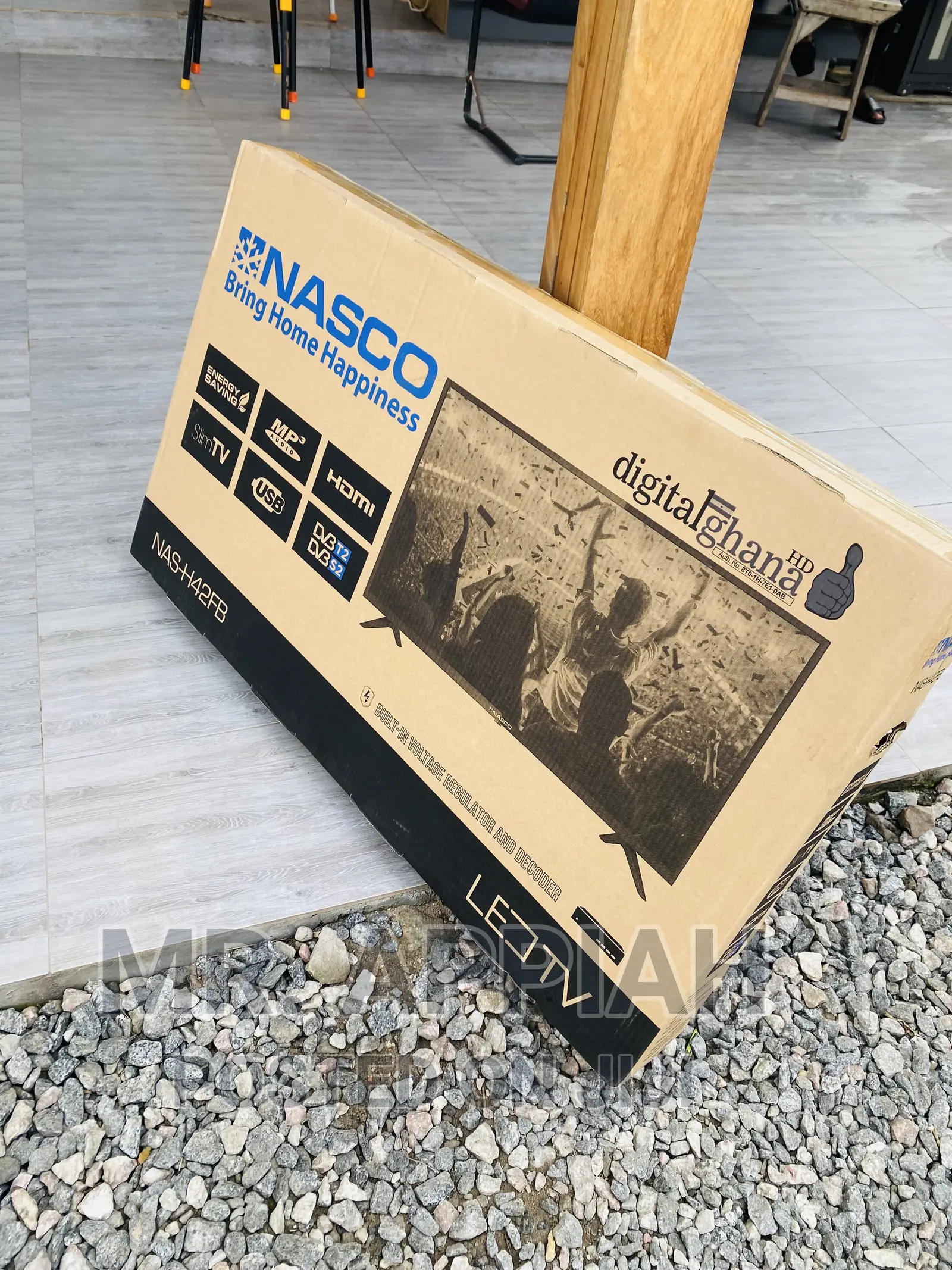 Fine Design Nasco 42 Inch Digital Satelite LED Tv(Black)