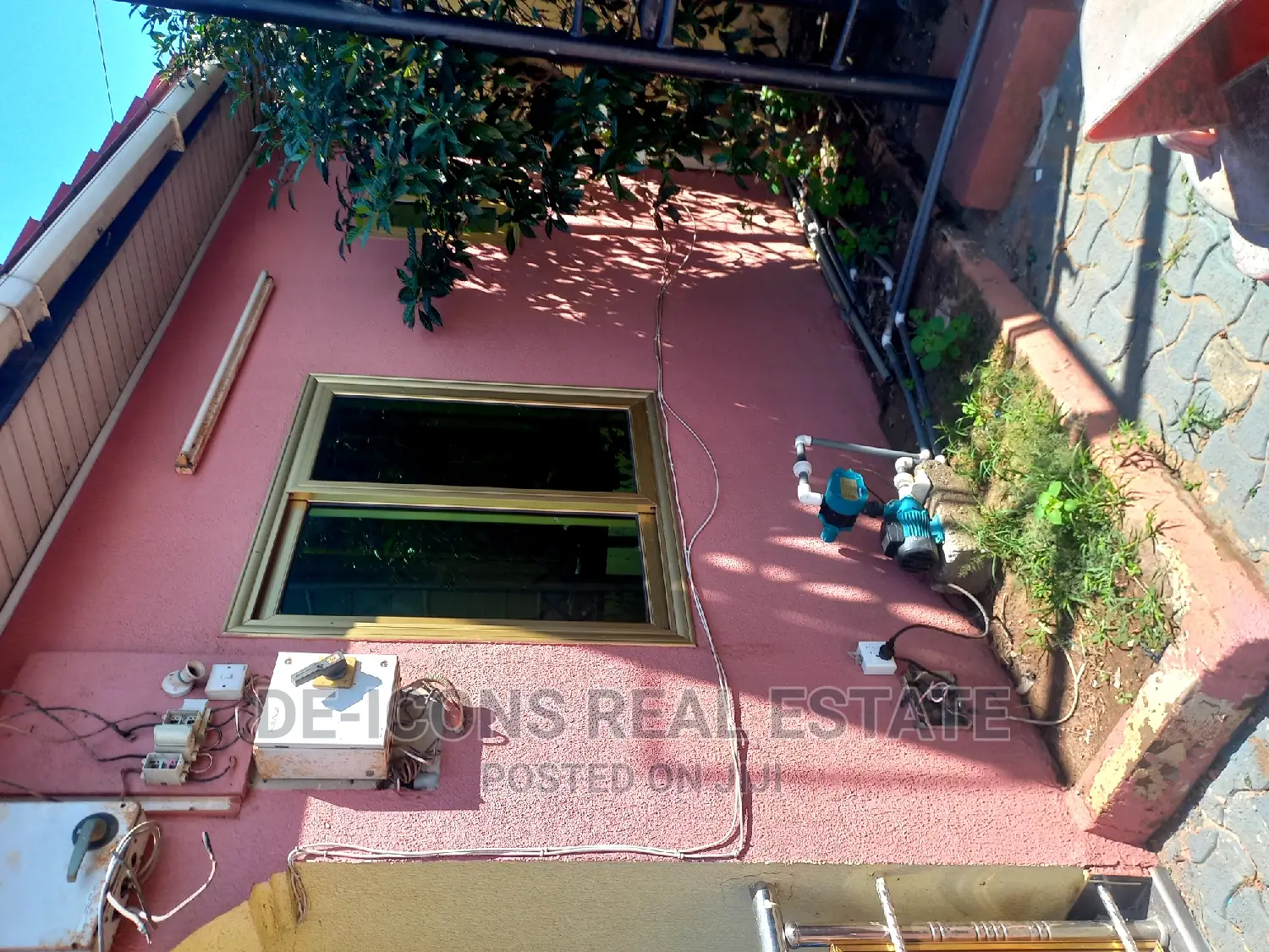 1 Bedroom Fully Furnished Self Contained Apartment