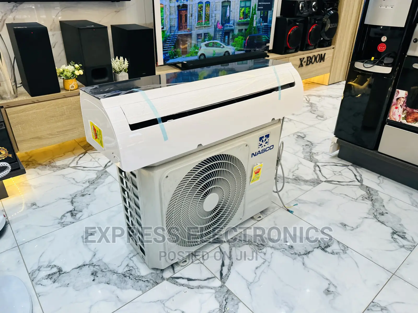 Beat the Heat 1.5hp Split Mirror Nasco White AC