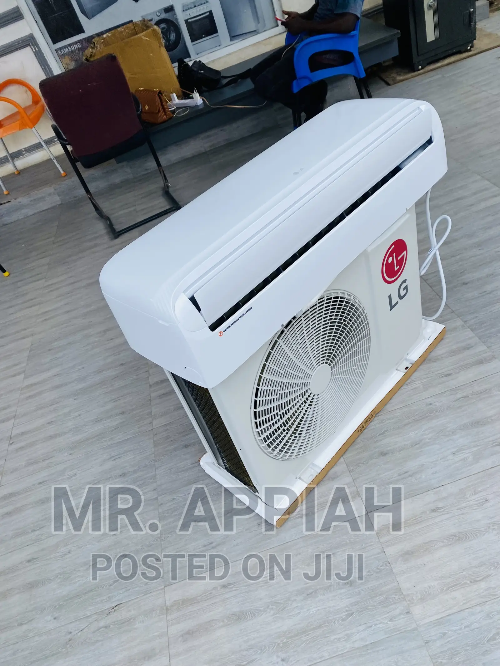 Upgrade Your Comfort With LG 2.5HP Air Conditioner(White).